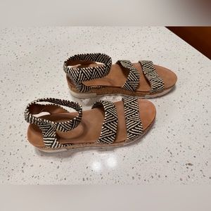 Cream & Black Print Platform Sandals - Elastic Ankle Strap to Fit All